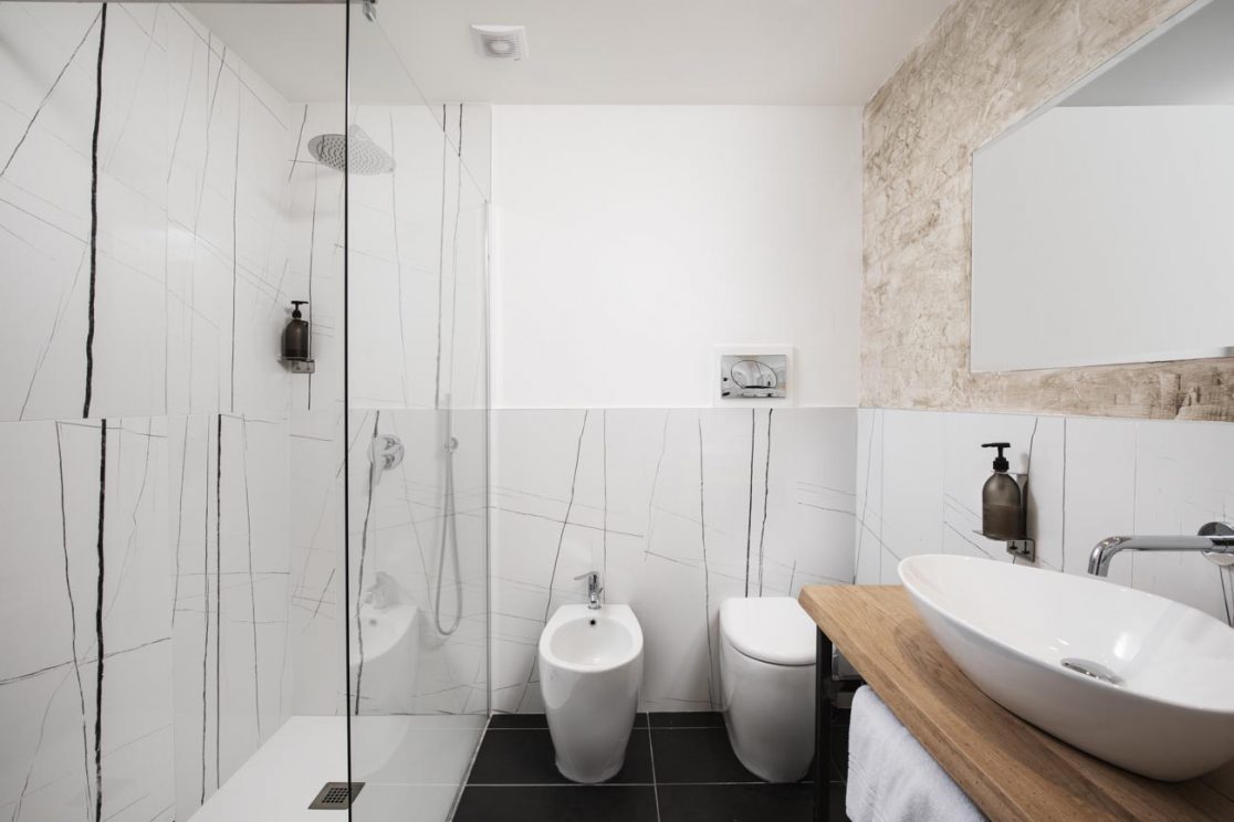 Prestige room bathroom Hotel San Teodoro